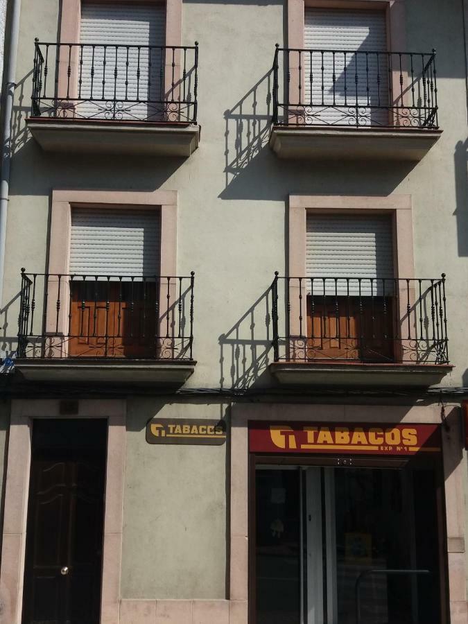 Apartmán Casa El Reloj Mombeltrán Exteriér fotografie